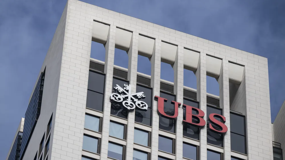 FILED - 22 March 2023, Hesse, Frankfurt/Main: The headquarters of UBS Bank in Frankfurt am Main. Swiss banking giant UBS on Monday said it was expecting to complete its takeover of its ailing smaller rival Credit Suisse as early as next week. Photo: Boris Roessler/dpa