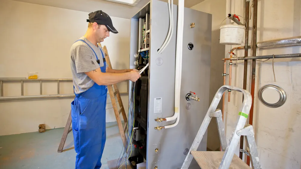 ﻿zamenjava stare peči s toplotno črpalko Coolwex