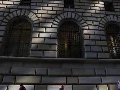 People walk by the Federal Reserve Bank of New York in the financial district of New York City, U.S., June 14, 2023. REUTERS/Shannon Stapleton