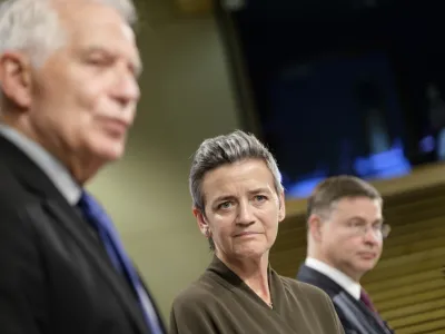 Belgija, Bruselj.<br>Novinarska konferenca evropskih predstavnikov o evropski strategiji gospodarske varnosti.<br>Izvrsna podpredsednica evropske komisije Margrethe Vestager.