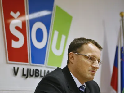 ﻿direktor ŠOU v Ljubljani Andrej Klasinc - Študentska organizacija Univerze v Ljubljani (ŠOU) in Zavod K6/4, - predstavili trenutno finančno situacije in načrte za sanacijo nastalih dolgov - K4//FOTO: Bojan Velikonja