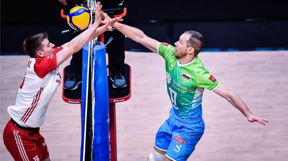 Tine Urnaut, Slovenija