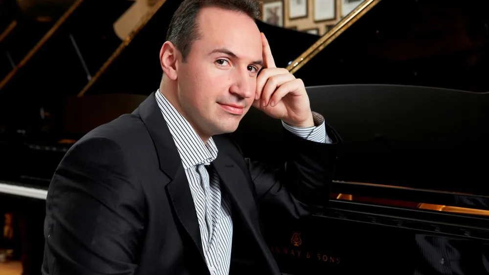 ﻿makedonski pianist Simon Trpčeski