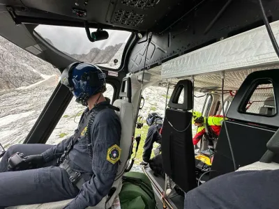 helikopter policija reševanje gore gorsko reševanje nesreča