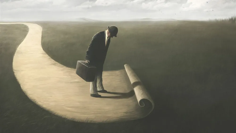 Večini kandidatov je potrebno pomagati tudi pri dvigu samopodobe in samozavesti, saj je odpustitev mnogokrat povezana z osebnostno krizo in stisko. Kandidat v »krču« je namreč premalo aktiven in odziven in lahko zaradi tega spregleda dobro novo priložnost na trgu dela ali pa pride na razgovor nepripravljen oziroma ne kaže svojega pravega obraza.