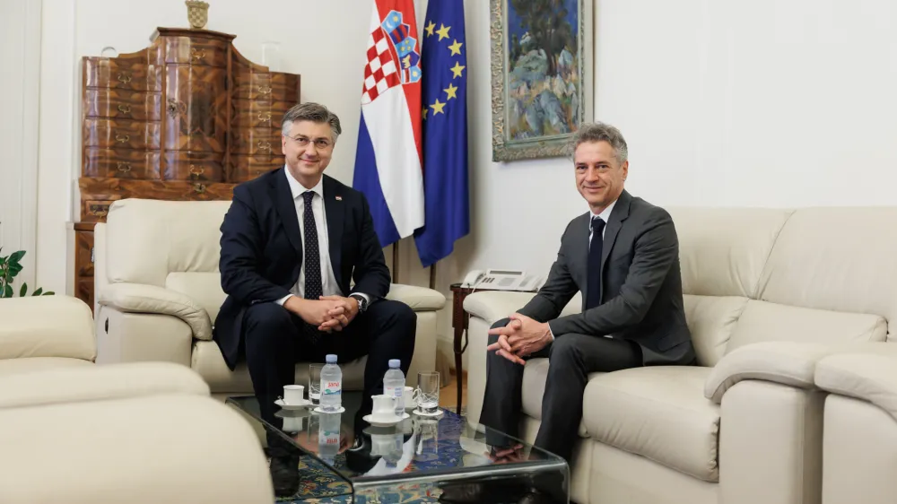 Hrvaska, Zagreb.<br>Predsednik vlade Robert Golob na uradnem obisku na Hrvaskem.<br>Pogovor predsednikov vlad Roberta Goloba in Andreja Plenkovica.