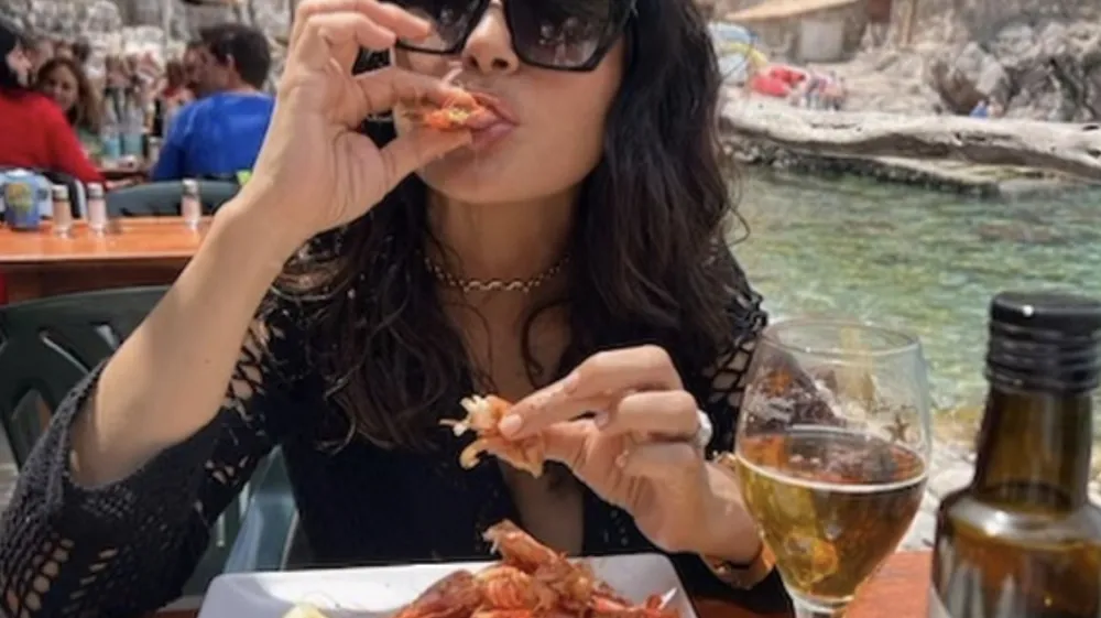 Salma Hayek rada obiskuje Hrvaško. F instagram