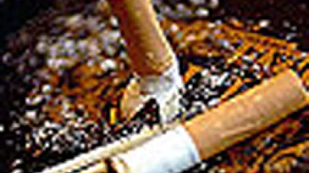 cigaretni ogorek, cigareta, kajenje