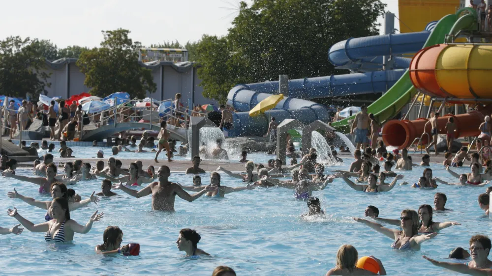 - Terme Čatež, naravno zdravilišče d.d., Brežice, - poletna Termalna riviera//FOTO: Luka Cjuha 