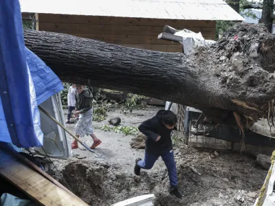 - 25.07.2023- Neurje prizadelo romsko naselje Lepovče v Ribnici //FOTO: Jaka Gasar