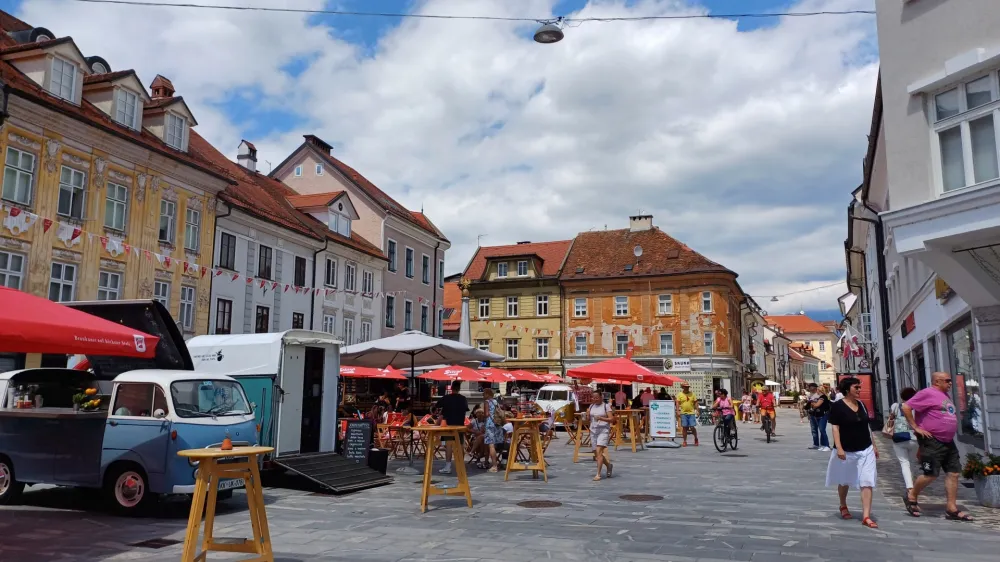 Ob kombinaciji kulturne, gostinske in športne ponudbe je letos Kranj na dobri poti do svoje rekordne turistične sezone.