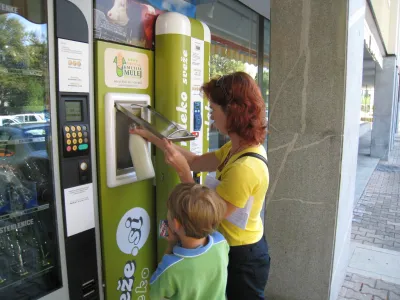 Mlekomat za prodajo svežega mleka