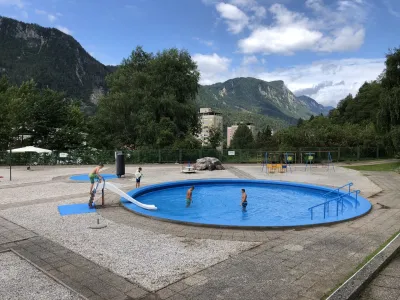 Jesenice bazen, kopališče Ukova