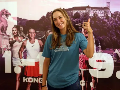 tenisačica Kaja Juvan, <br><br>- 08.08.2023 &ndash; Tenis Slovenija (Teni&scaron;ka zveza Slovenije) - novinarska konferenca pred začetkom ženskega turnirja WTA Zavarovalnice Sava v Ljubljani, <br><br>//FOTO: Tomaž Skale<br>