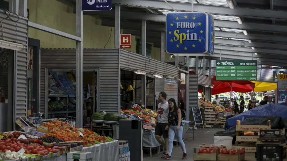 - 29.06.2023 - trgovina - nakupovanje - BTC - tržnica - Euro spin - NLB //FOTO: Luka Cjuha