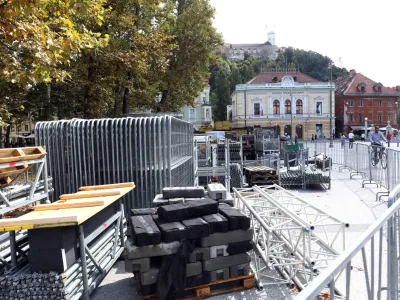 31.08.2023 - Kogresni trg, priprave na teniško prvenstvo Slovenia OpenFoto: Tomaž Skale 