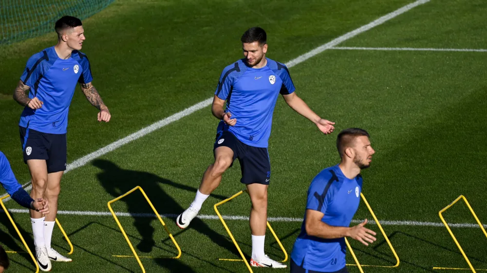 - 04.09.2023 – Trening reprezentance Slovenije v Nacionalnem nogometnem centru na Brdu pri Kranju pred kvalifikacijskima tekmama s San Marinom in Severno Irsko v kvalifikacijah za evropsko prvenstvo v Nemčiji leta 2024. //FOTO: Nik Erik Neubauer