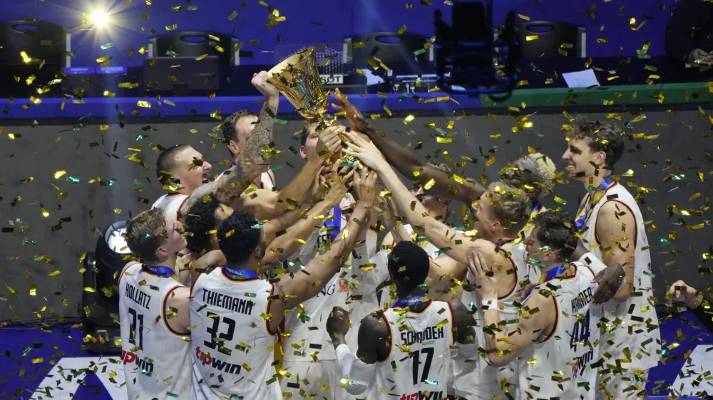 Košarkarji Nemčije so prvič v zgodovini svetovni prvaki.