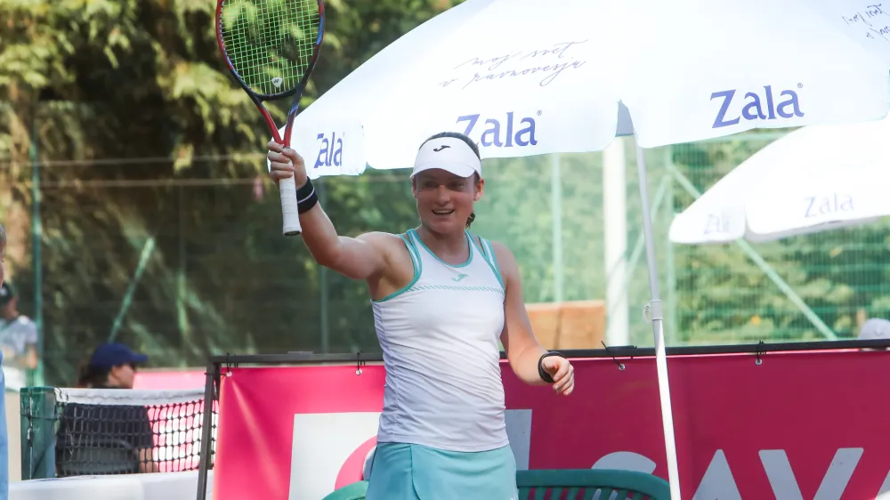 Tamara Zidanšek se je veselila uvrstitve v polfinale turnirja WTA 125 v Ljubljani. 