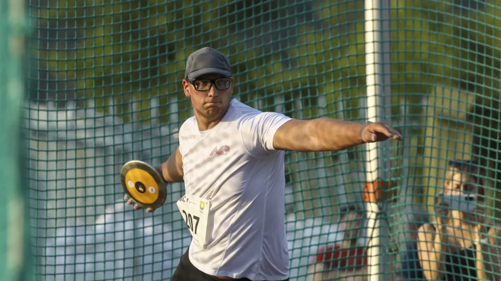 Kristjan Čeh disk<br><br>9.7.2023 - Atletika - Državno prvenstvo v atletiki Velenje - atletska zveza slovenije<br><br>FOTO: Luka Cjuha