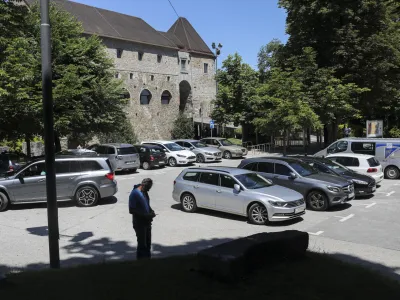 ﻿- 12.06.2020 – Ljubljanski grad – parkirišče – parkiranje //FOTO: Jaka Gasar