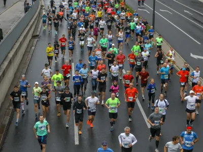 Ulice slovenske prestolnice bodo v nedeljo, 22. oktobra, ponovno preplavili &scaron;tevilni tekači.&nbsp;