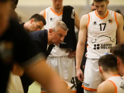 - trener Kansai Helios Domžale Damjan Novaković.- 25.09.2023 &ndash; ko&scaron;arka - Cedevita Olimpija: Kansai Helios Suns, superpokal Slovenije 2023 //FOTO: Bojan Velikonja