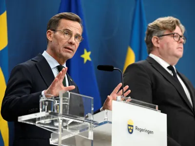 Sweden's Prime Minister Ulf Kristersson and Minister of Justice Gunnar Strommer attend a press conference after a meeting with National Police Chief Anders Thornberg, and Commander-in-Chief Micael Byden where they talked about the latest increase of gang related violence in Stockholm, Sweden, September 29, 2023. TT News Agency/Anders Wiklund via REUTERS   ATTENTION EDITORS - THIS IMAGE WAS PROVIDED BY A THIRD PARTY. SWEDEN OUT. NO COMMERCIAL OR EDITORIAL SALES IN SWEDEN.