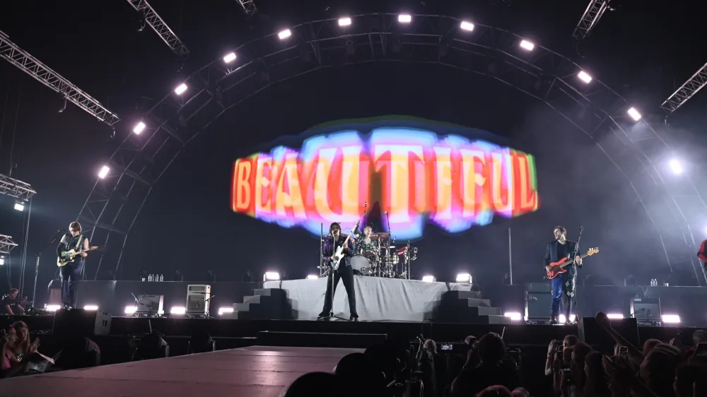 Joker Out v razprodanih Stožicah