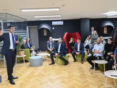 župan Mestne občine Kranj Matjaž Rakovec- 10.10.2023 - 23. Slovenska GAZELA 2023 &ndash; regijski izbor najbolj&scaron;ih najhitreje rastočih podjetij v organizaciji časnika Dnevnik &ndash; razglasitev gorenjske gazele 2023 v Kranju //FOTO: Nik Erik Neubauer