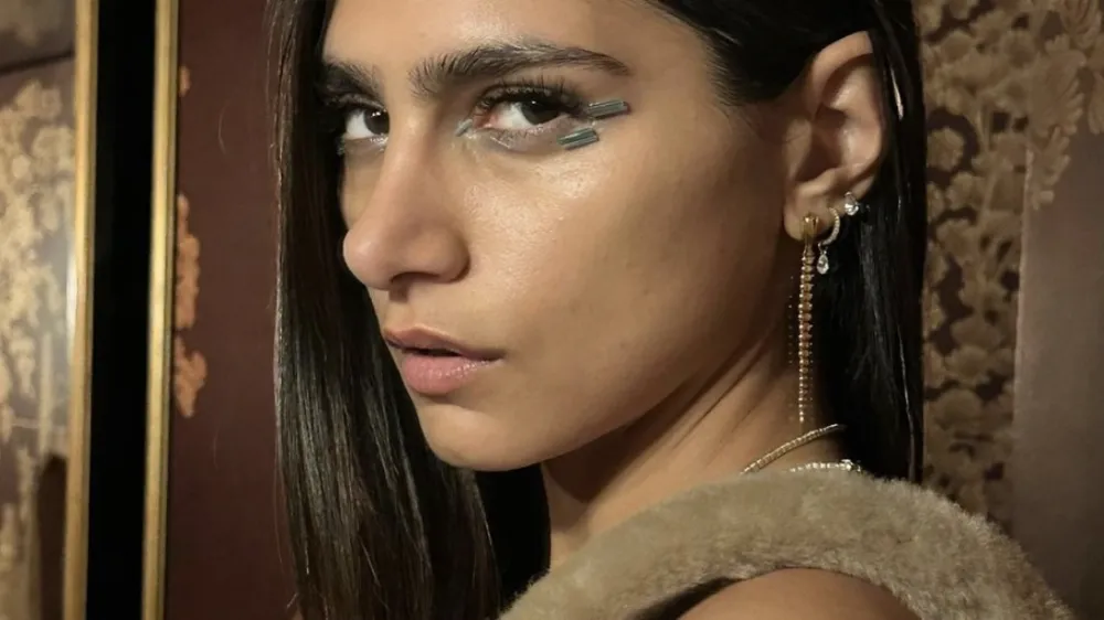 Mia Khalifa je podprla Hamas v konfliktu z Izraelom, zaradi česar se ji je med drugim odpovedal tudi Playboy. F instagram