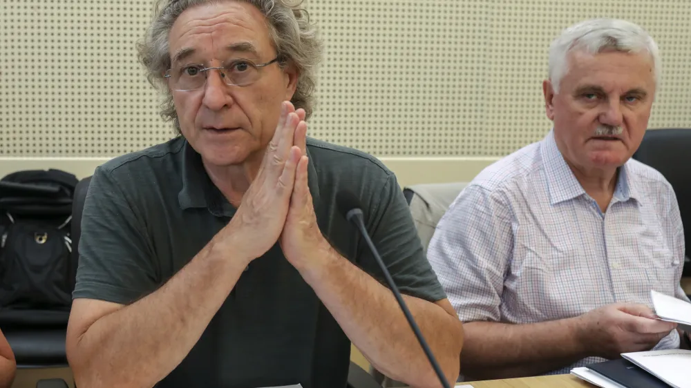 Branimir Štrukelj, Frančišek Verk- 18.7.2022 - Srečanje vladne pogajalske skupine in pogajalske skupine reprezentativnih sindikatov javnega sektorja//FOTO: Jaka Gasar