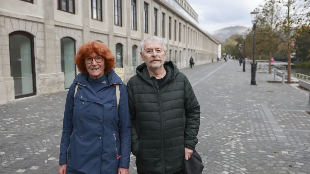 Upokojena arhitekta Smilja Repič Burger in Borut Burger sta sodelovala pri prepoznavanju pomena zapuščine nekdanje tovarne Rog tako v arhitekturnem kot družbenem smislu. 