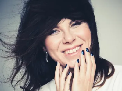 Poljska skladateljica in vokalistka Agata Zubel je skladateljica v žarišču/kuratorka festivala Forum nove glasbe 2023. Foto: Łukasz Rajchert