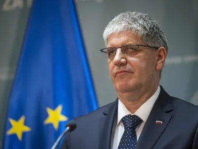 Ljubljana, ministrstvo za notranje zadeve.<br>Izjava za medije ministra za notranje zadeve Bostjana Poklukarja in ministra za notranje zadeve Severne Makedonije Oliverja Spasovskega ob obisku ministra Spasovskega v Sloveniji.<br>Notranji minister Bostjan Poklukar.