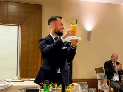 Kristjan Plavšić je dobitnik srebrnega priznanja v tekmovanju mešanja pijač.