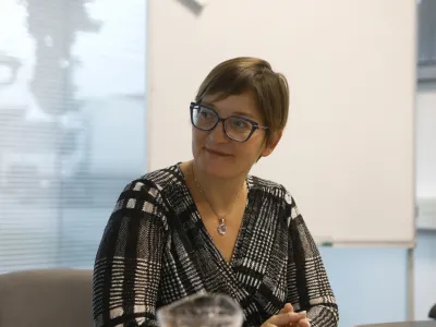 ¸Irena Ilešič Čujovič, predsednica Sindikata zdravstva in socialnega varstva- 17.11.2022 – Skupnost socialnih zavodov Slovenije - predstavili stališče o noveli Zakona o dolgotrajni oskrbi, //FOTO: Luka Cjuha