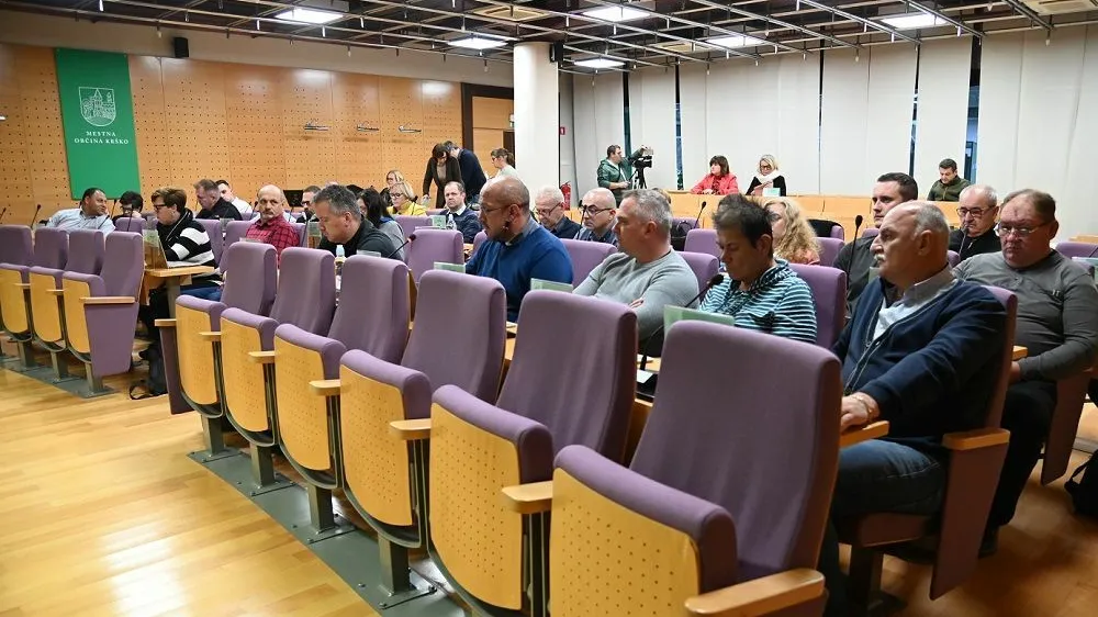 Tridesetčlanski občinski svet v Kr&scaron;kem bo o proračunskih odlokih odločal predvidoma 21. decembra. F Mestna občina Kr&scaron;ko