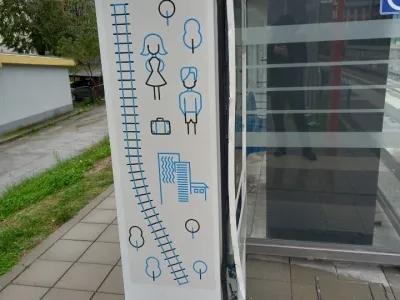 Po&scaron;kodovani kartomat SŽ, Vodice<br><br>FOTO: Slovenske železnice 