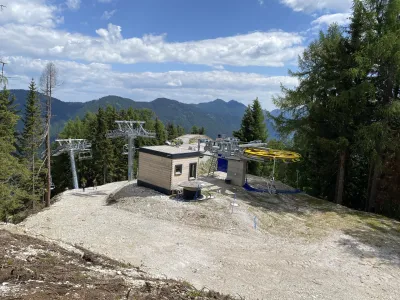 V času, ko divji petelin potrebuje mir, bo sedežnica Vitranc mirovala, prav tako bo zaprt Mojčin dom. 