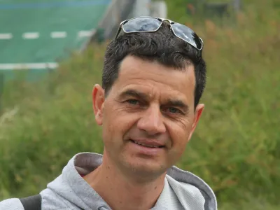 Stefan Horngacher velja za najbolje plačanega skakalnega trenerja. 