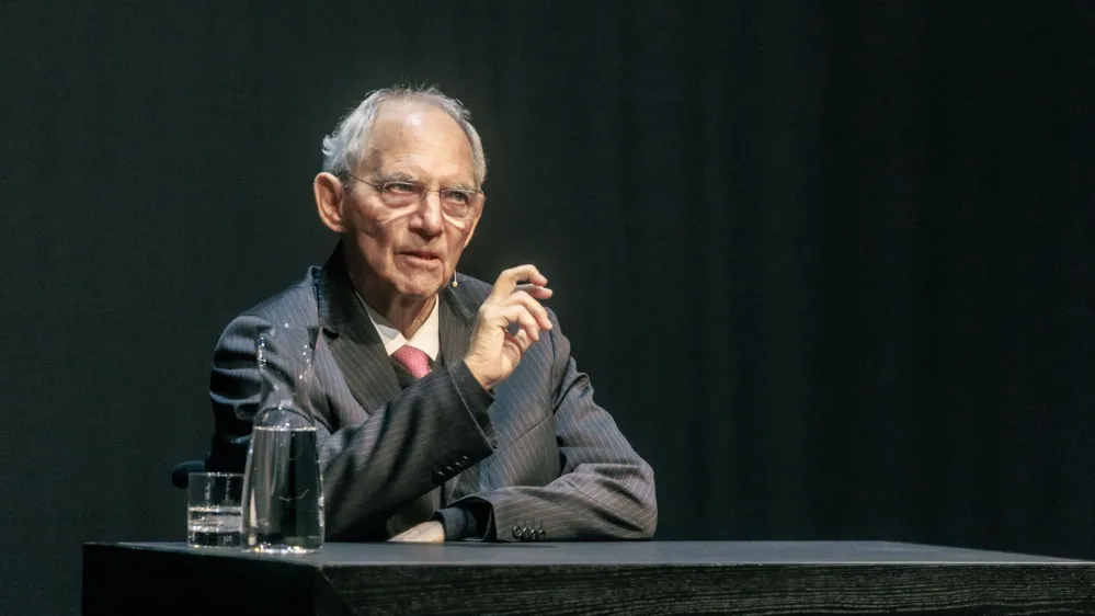 FILED - 22 November 2022, Hamburg: Wolfgang Schauble (CDU), former President of the Bundestag and a member of the German Bundestag since 1972, takes part in a panel discussion on the topic of "Europe at the turn of the times". Schauble, Germany's finance minister during the eurozone crisis, has died at the age of 81, his family tells dpa. Photo: Markus Scholz/dpa