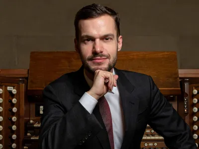 Nathan Laube je ta hip eden najbolj atraktivnih organistov, danes pa bo nastopil v Plečnikovi cerkvi v Šiški. F osebni arhiv umetnika 