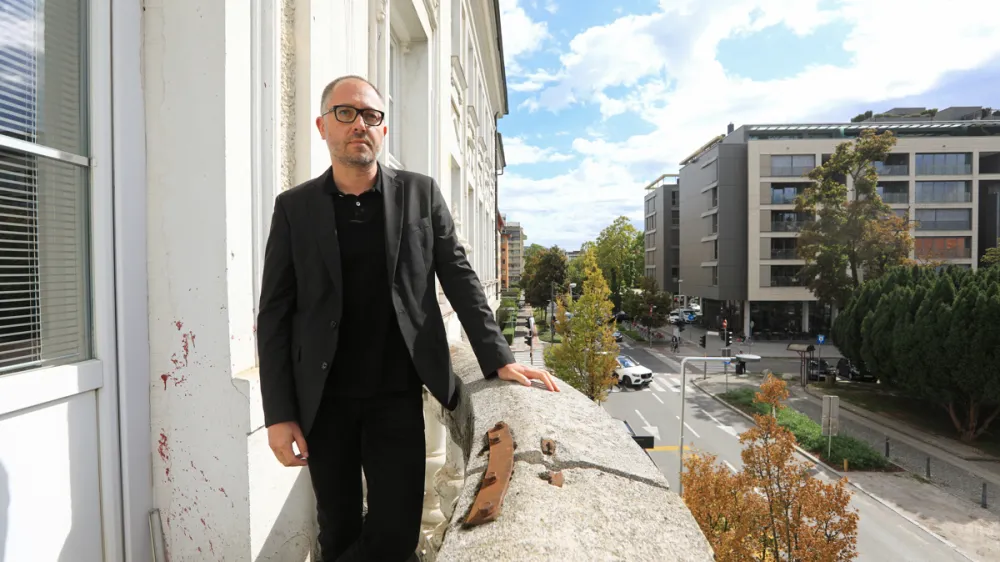 Maribor - Mestna občina Maribor - MOM - Intervjuji - Portret - Gregor Reichenberg, arhitekt, podžupan za področje arhitekture in prostora - - Avtor: Andrej Petelinšek