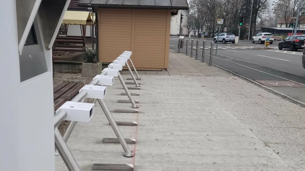 V širšem središču Domžal bodo na desetih postajah na voljo kolesa, ki si jih bo mogoče izposoditi vse dni v tednu in ob vsakem času. 