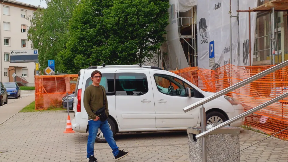 Sandi Vešligaj je na pravnomočnost sodbe čakal v hišnem priporu.