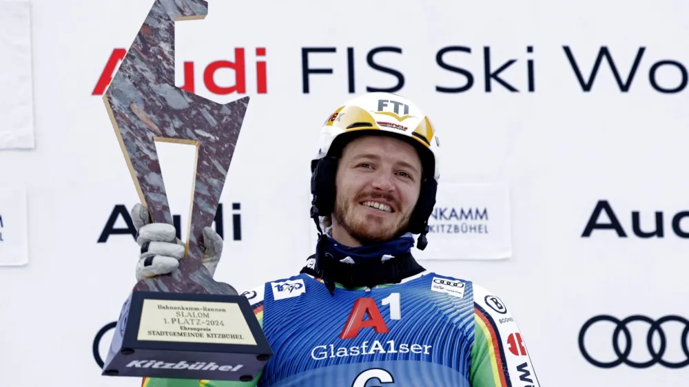 Linus Strasser je z zmago na slalomu v Kitzbühlu dosegel svoj največji uspeh.