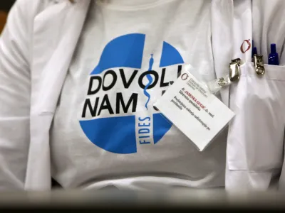 - 15.01.2024 - stavka Sindikata zdravnikov in zobozdravnikov Slovenije – protest zaradi neuresničenih zavez vlade iz že sklenjenih sporazumov - zbor zaposlenih na Onkološkem inštitutu Ljubljana//FOTO: Tomaž Skale