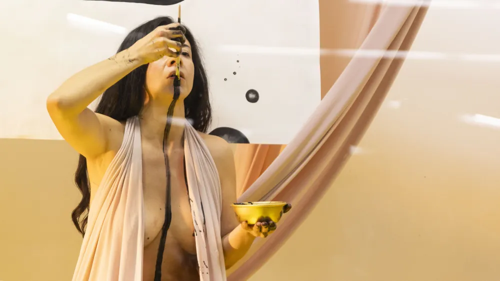 Guadalupe Aldrete: Tekoči portal, performans