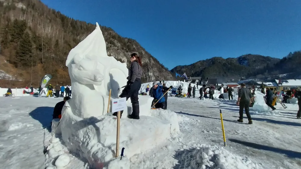 Gradovi Kraja Matjaža, Črna na Koroškem